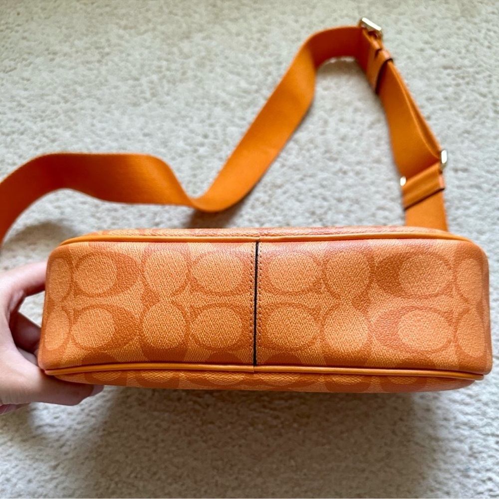 Coach Orange Crossbody Bag with Adjustable Strap and Monogram Pattern - Picture 7 of 7